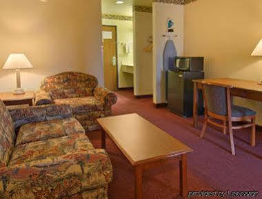 Super 8 By Wyndham Claremore Ok Экстерьер фото